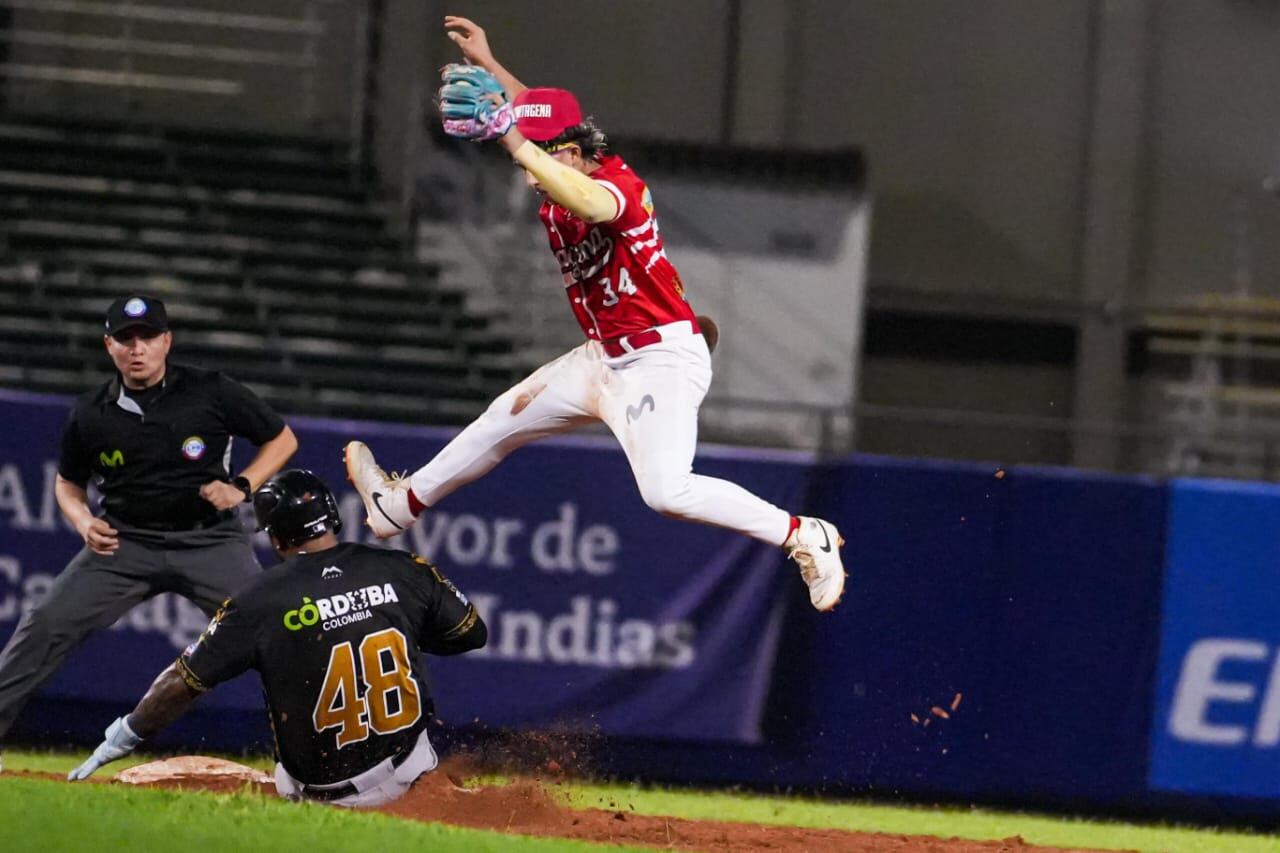 Vaqueros se desquitaron de Tigres