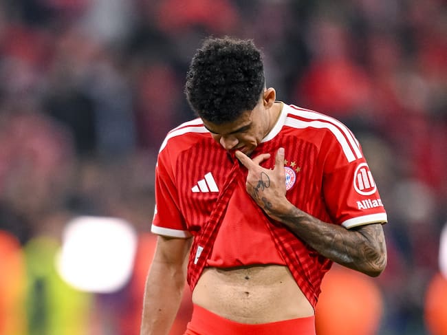Munich, Germany - May 6: Luis Díaz of FC Bayern Muenchen looks dejected during the UEFA Champions League 2025/26 Semi Final Second Leg match between FC Bayern München and Paris Saint-Germain at Football Arena Munich on May 6, 2026 in Munich, Germany. (Photo by Harry Langer/DeFodi Images/DeFodi via Getty Images)