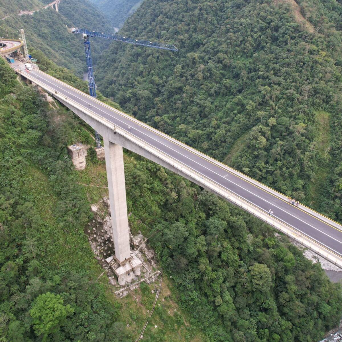 Finalizó la construcción del Puente Chirajara en la vía al llano tras incidente de 2018