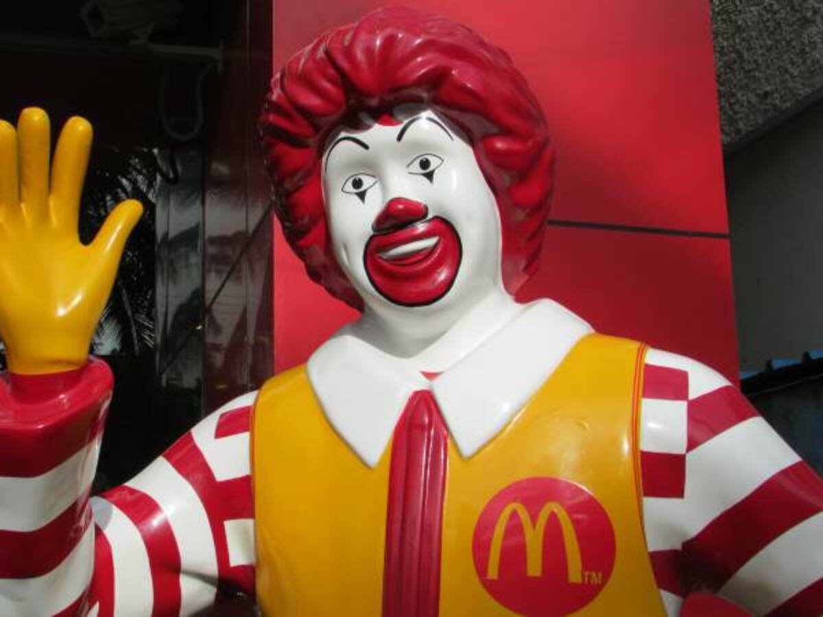 Estafa de WhatsApp que promete bonos de McDonald’s llegó a Facebook