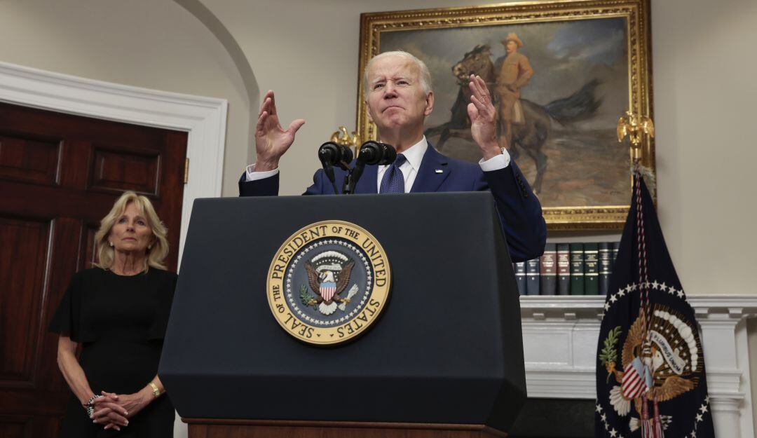 El presidente estadounidense se pronunció tras el tiroteo en una escuela de Texas, donde fallecieron 18 niños y dos maestras 