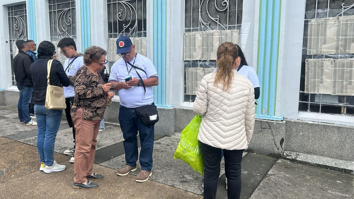Sin contratiempos se cumplieron las elecciones en Caldas, pese a las lluvias en todo el departamento