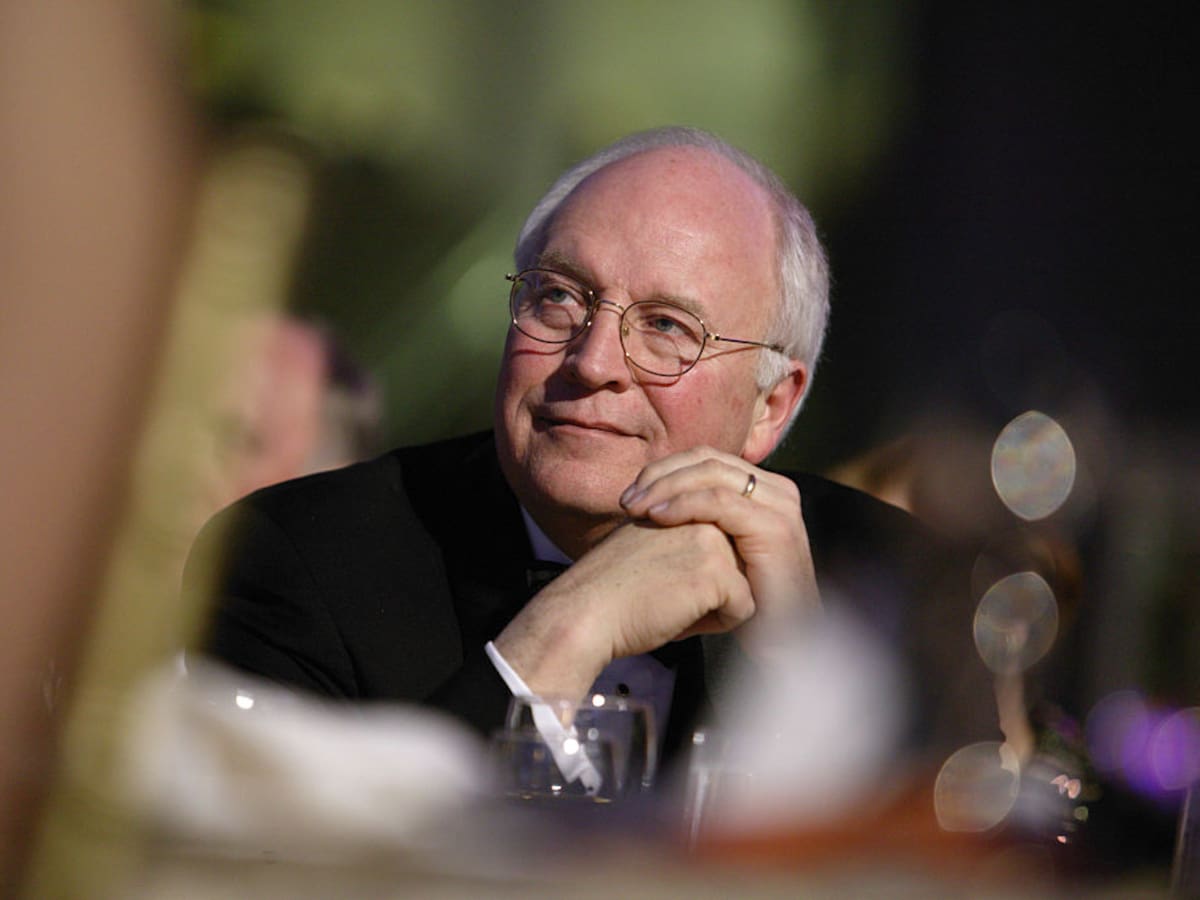 “Su intelecto, imagen e integridad lo hicieron una figura tan convincente”: exasesor de Dick Cheney