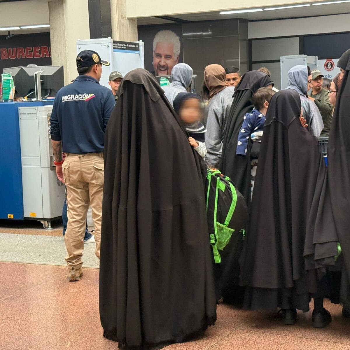 Colombia expulsó a 9 adultos y envió a EE.UU. a los menores rescatados de la secta Lev Tahor