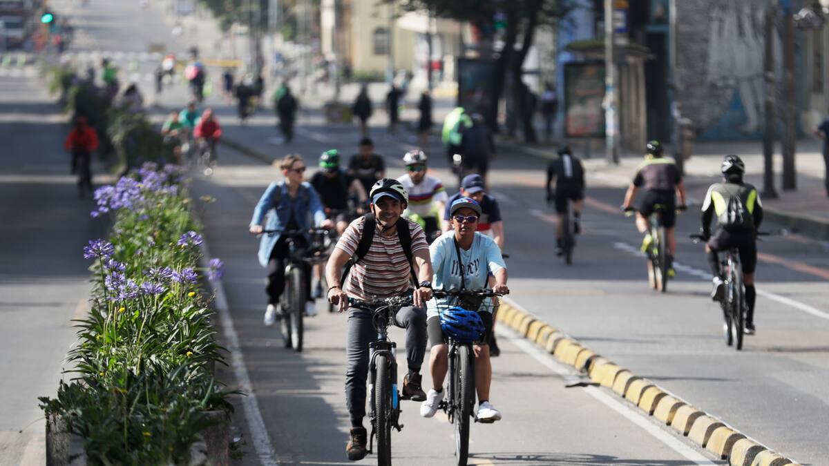 Era absurdo diseñar a Bogotá bajo un sistema que no existía: Fundador de ciclovía