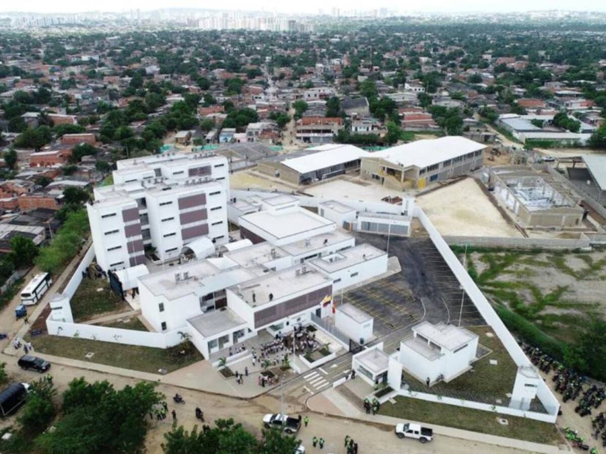 Gobierno Nacional entregó Estación de Policía en el barrio el Pozón