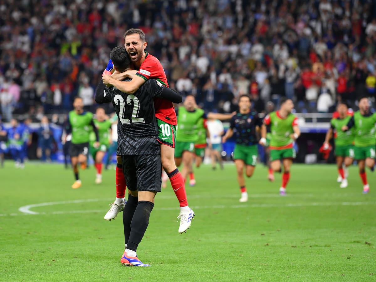 Diogo Costa salva a Portugal y a Cristiano, y los guía a cuartos de la Eurocopa