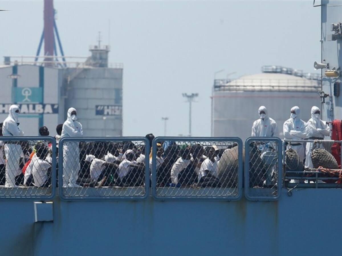 Todos los inmigrantes del Aquarius ya se encuentran en el puerto español de Valencia