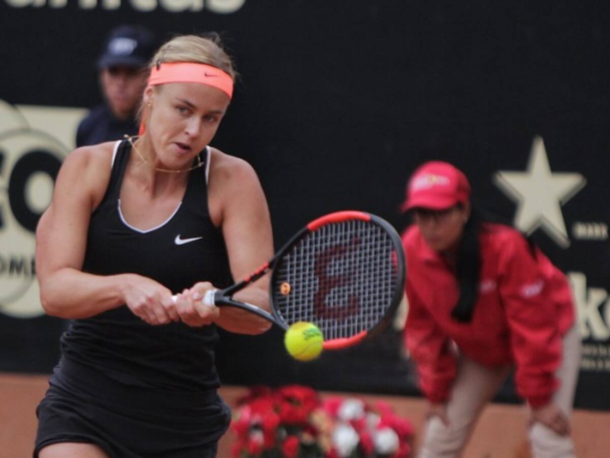 Schmiedlova vence a Arruabarrena y gana título WTA de Bogotá