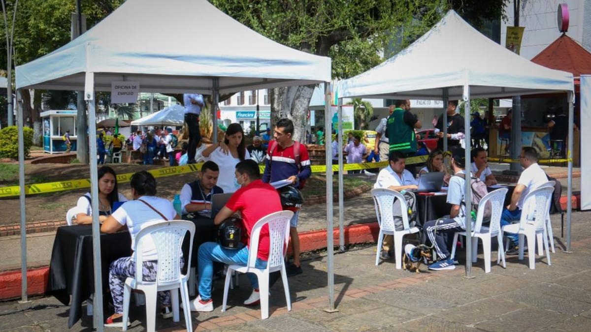 420 personas participaron de la ‘empleatón’ en Floridablanca
