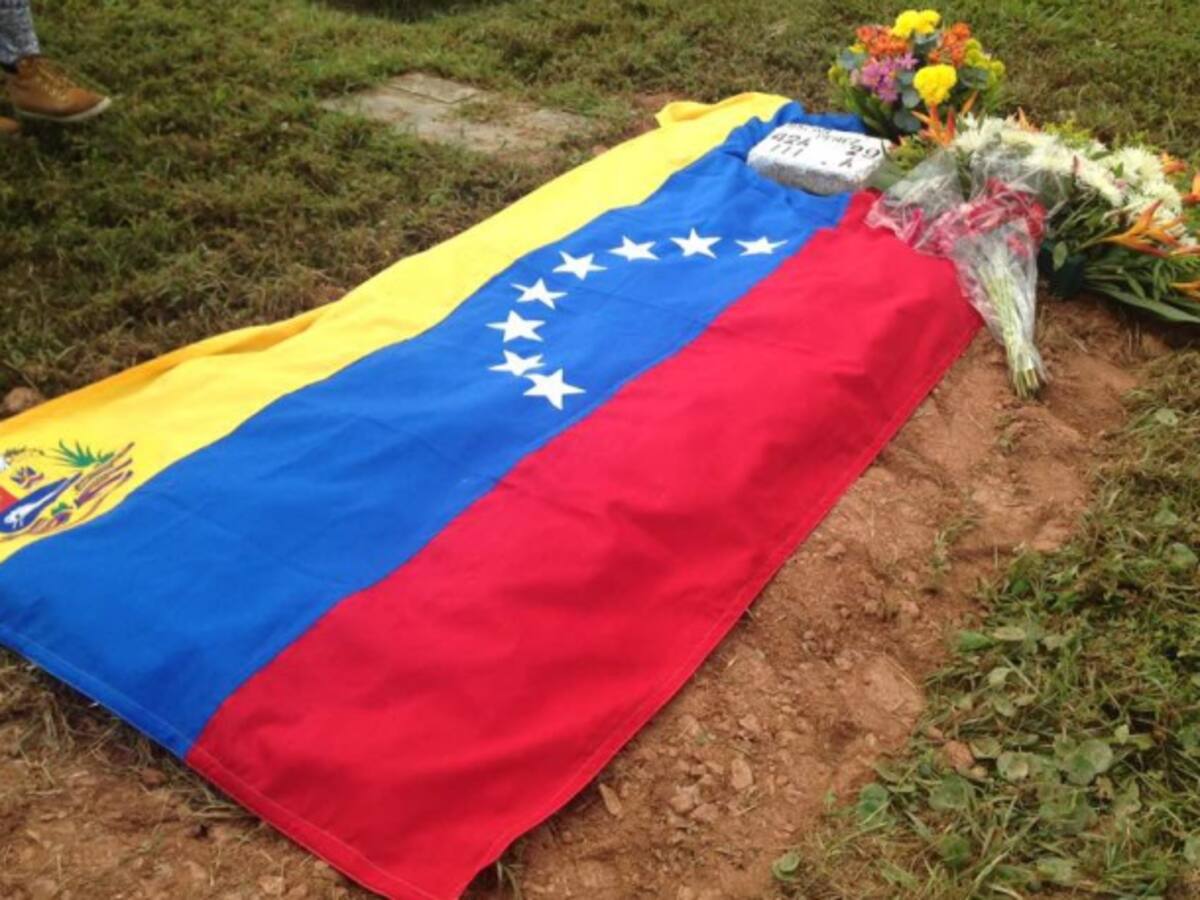 Cuerpo de Óscar Pérez ya fue sepultado en cementerio del este de Caracas