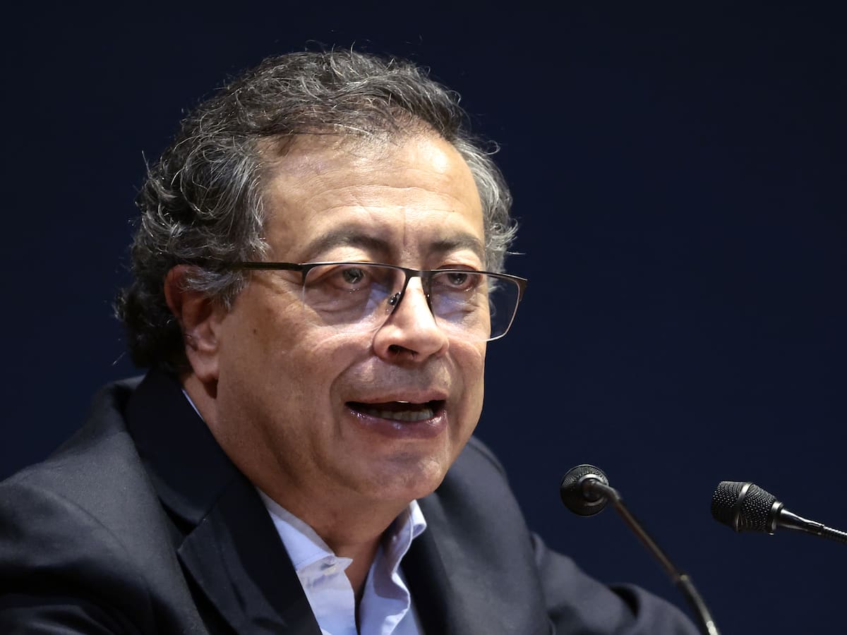 Petro asegura que México “mantendrá postura de no intervención” ante crisis en Venezuela
