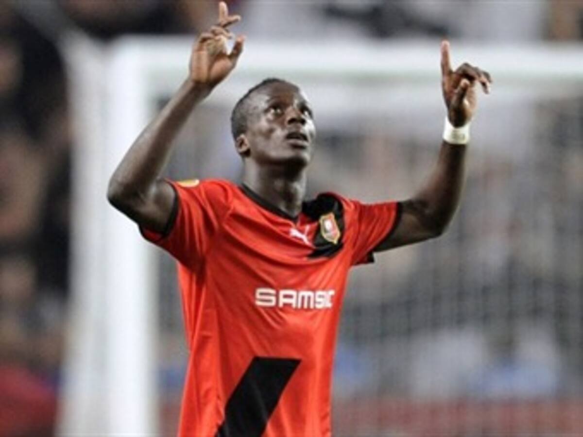 Con gol de Víctor Montaño Rennes empató 1 – 1 con el Atlético de Madrid en la Liga Europea