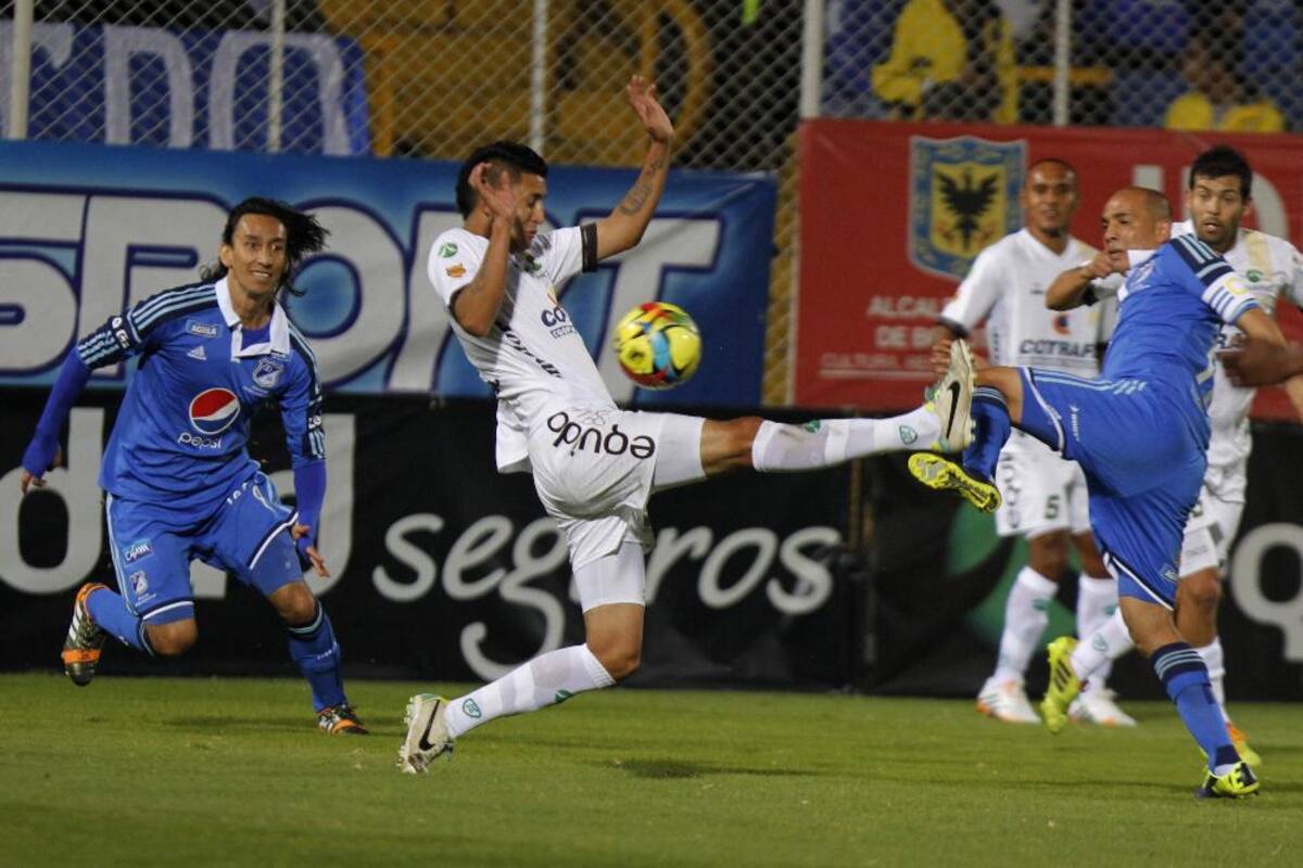 Los dirigidos por Juan Manuel Lillo ganaron 1-0 en su visita a Techo con un solitario gol de Mayer Candelo.