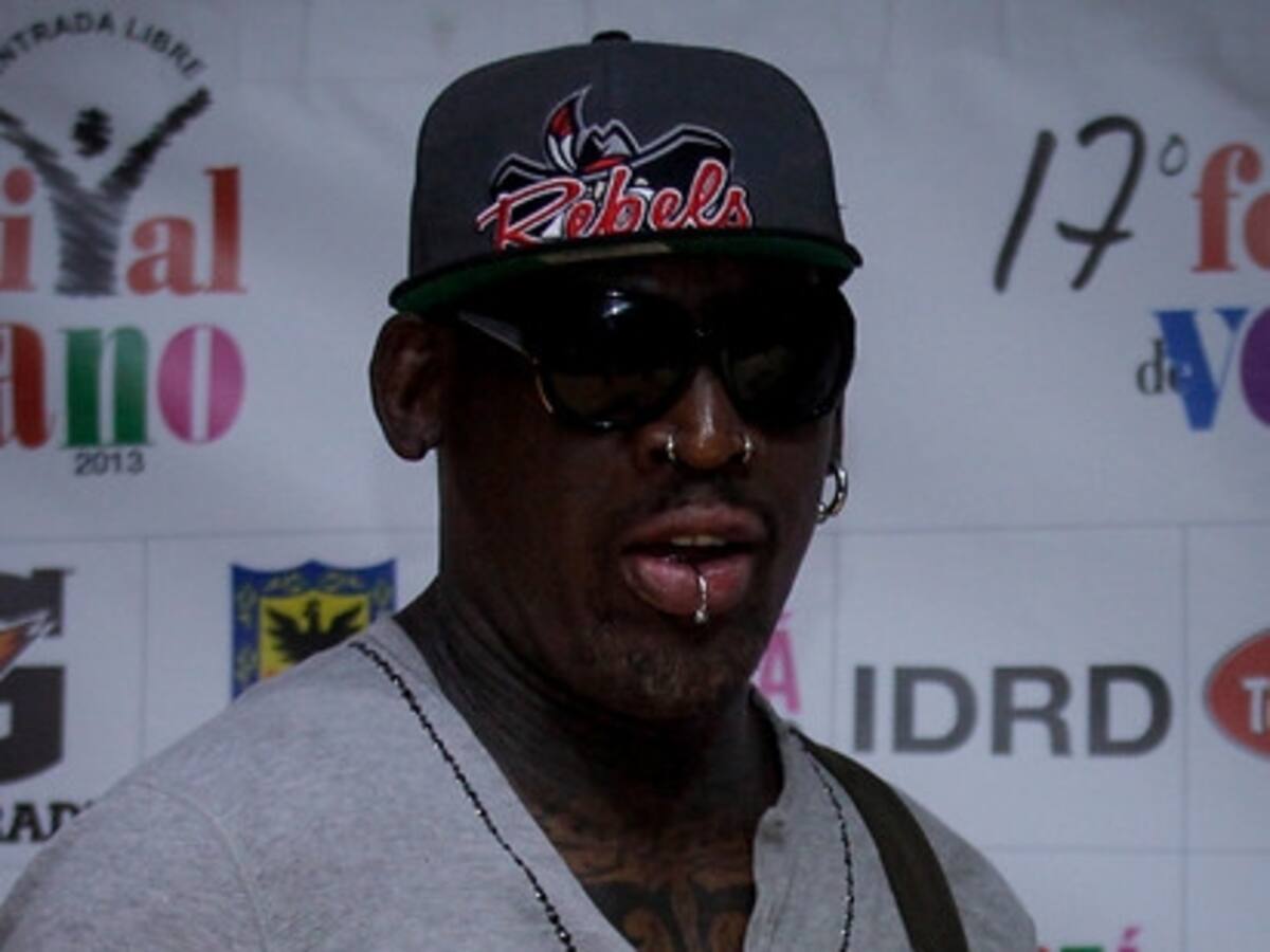 El excéntrico Dennis Rodman está en Bogotá