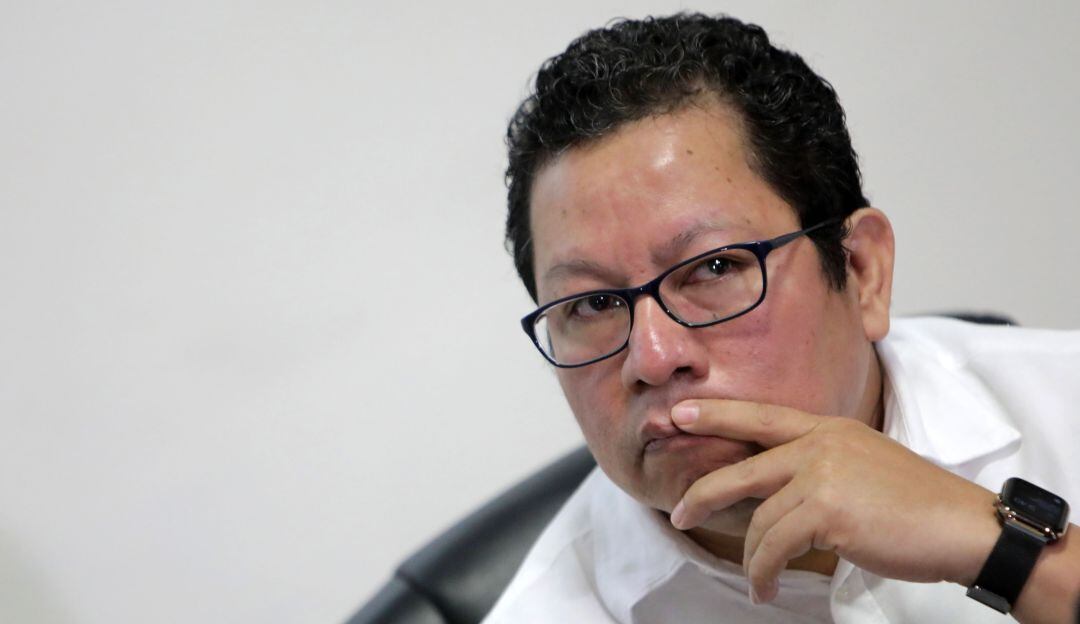 El aspirante y periodista Miguel Mora