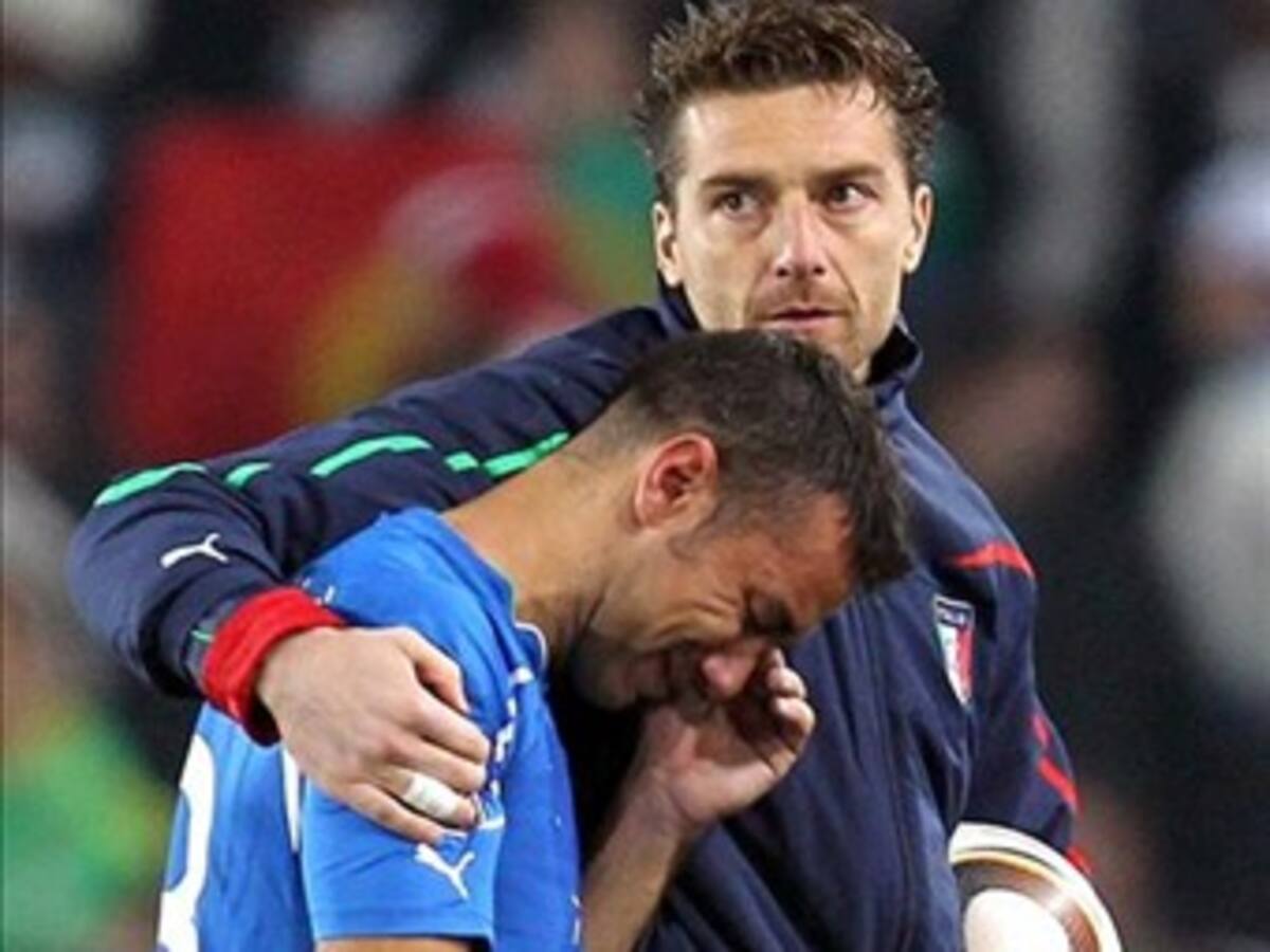 Regresa Italia en medio de abucheos en Roma