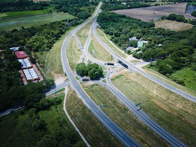 Proyectos de vías 4G registran un avance del 87,80%. Foto: Cortesía ANI.