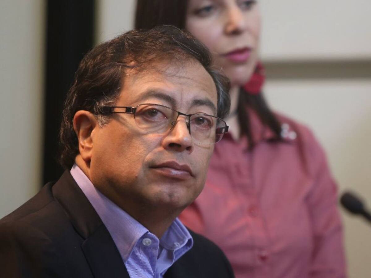 ¿Usted va en el negocio?: Petro en video donde recibe plata
