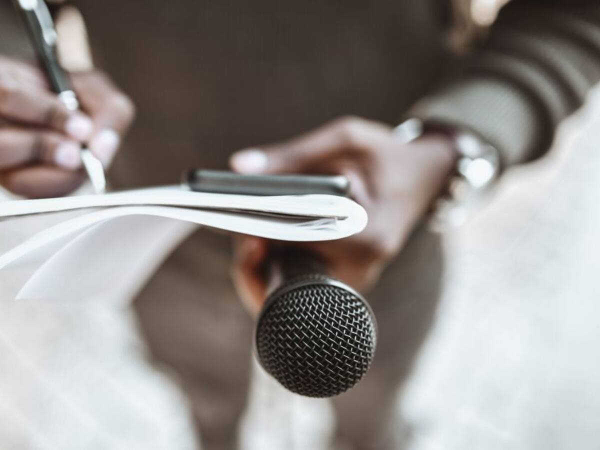 Periodista denunció persecución política por régimen de Venezuela