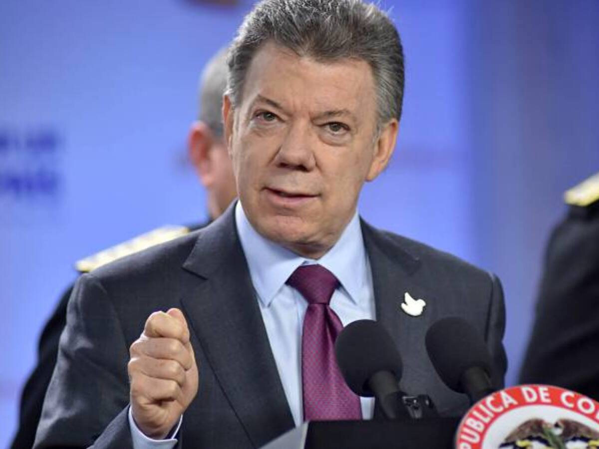 Santos pidió investigar escándalo de sobrecostos en Reficar