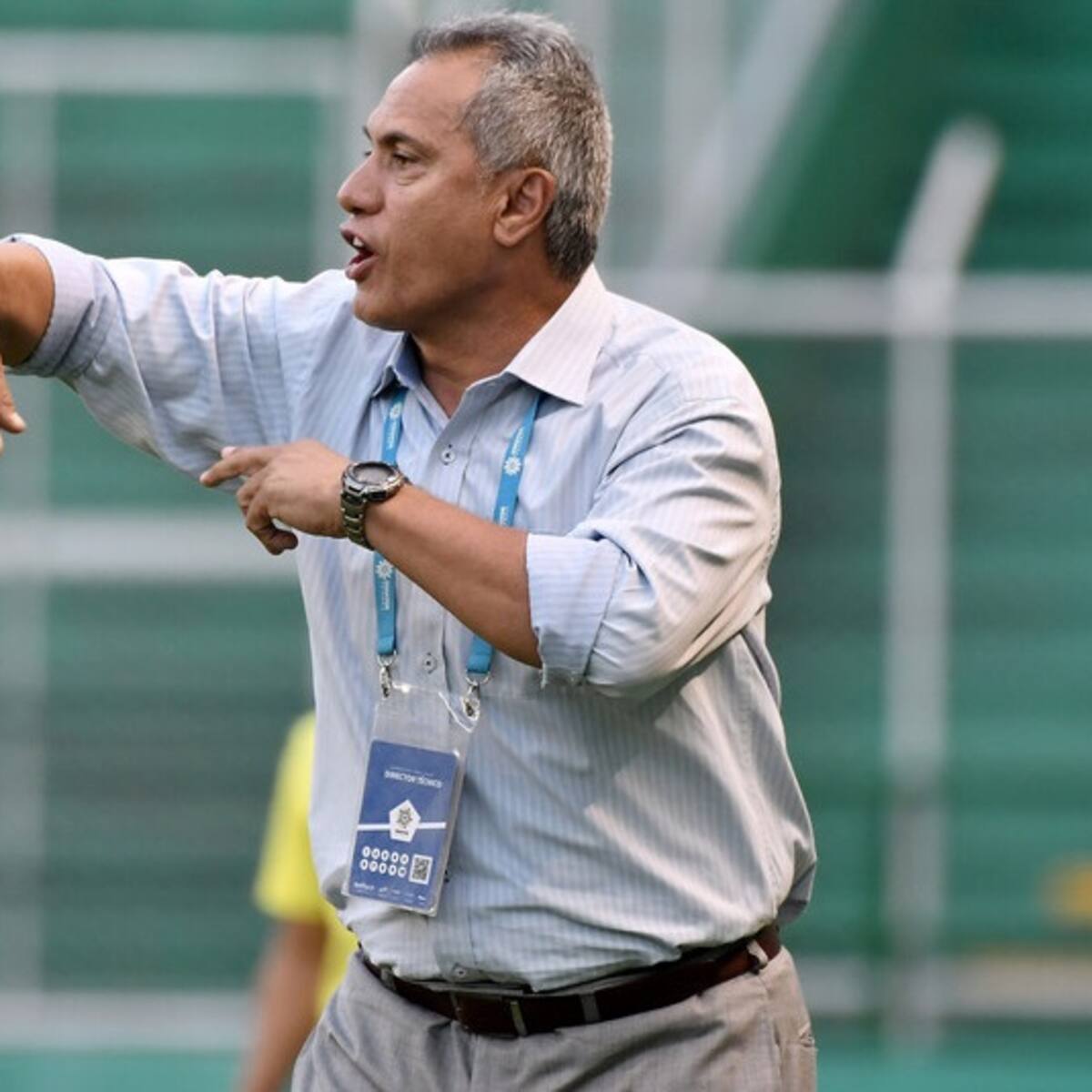 Cali tomó rotunda decisión con el técnico Hernán Torres tras caer goleado en Manizales