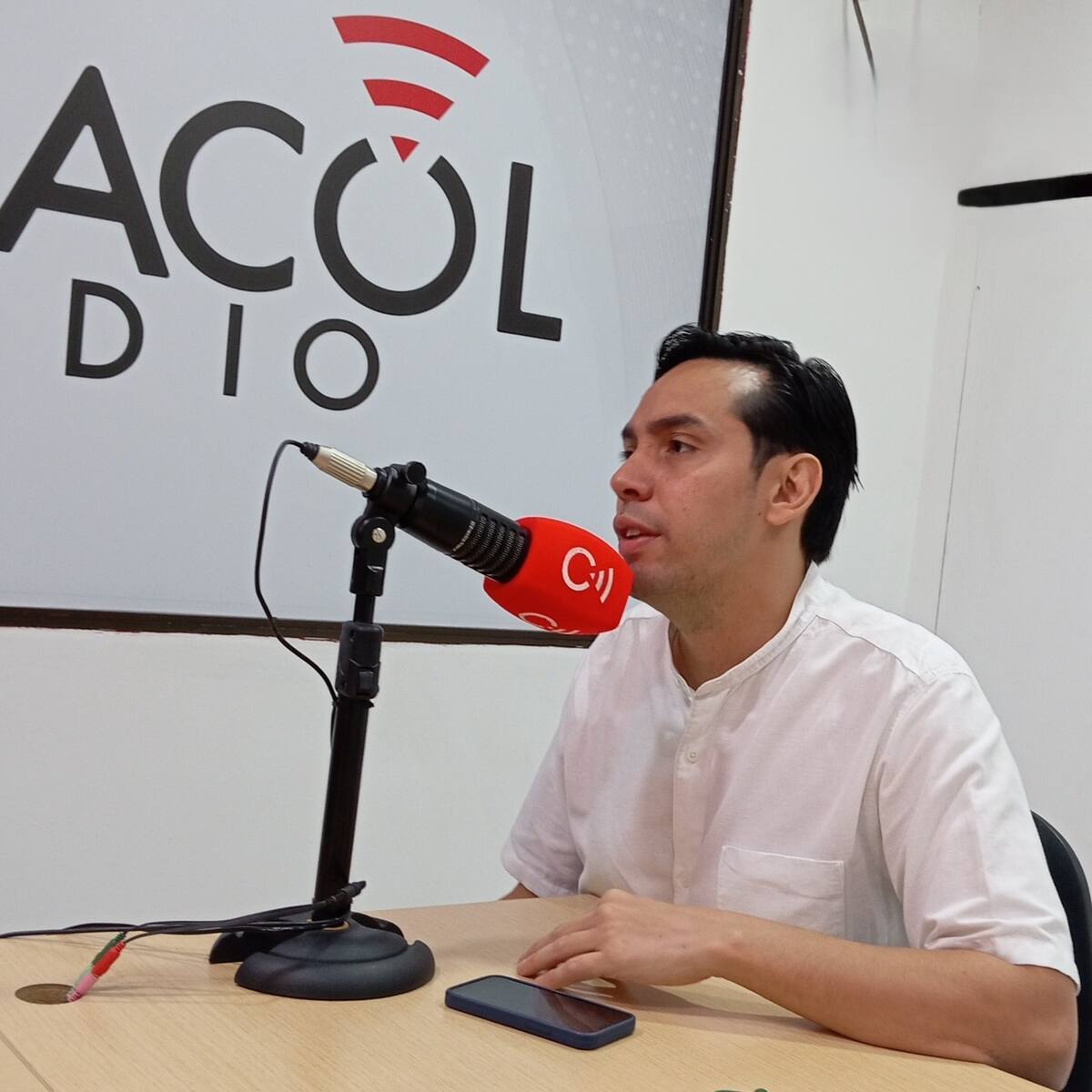 Concejal cuestiona avance de obras y pide cambios en el gabinete de Neiva
