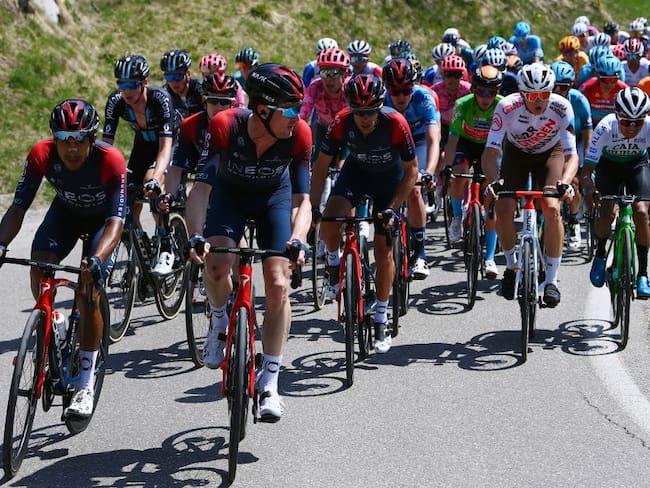 La tercera etapa mantuvo al español Pello Bilbao como líder en la clasificación general.