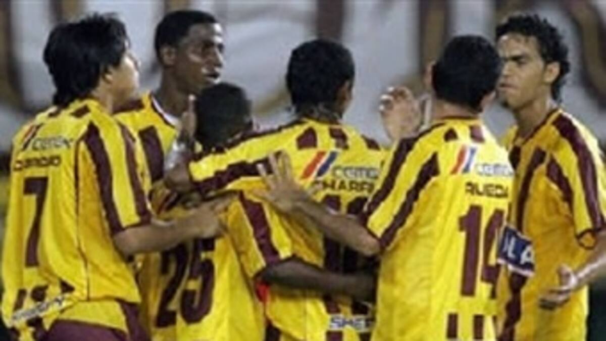 Deportes Tolima reasumió el liderato del fútbol colombiano. Millonarios eliminado