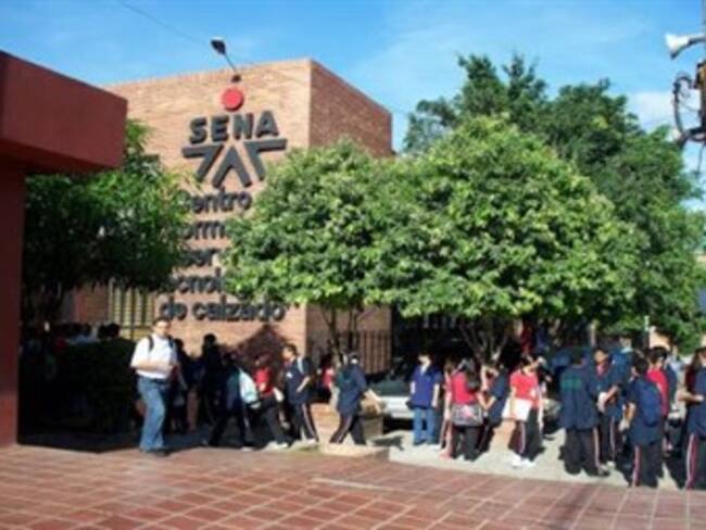 Entregarán 100.000 nuevos cupos para formación tecnológica en el Sena