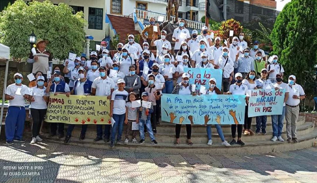 Hacarí marchó contra la violencia en el municipio