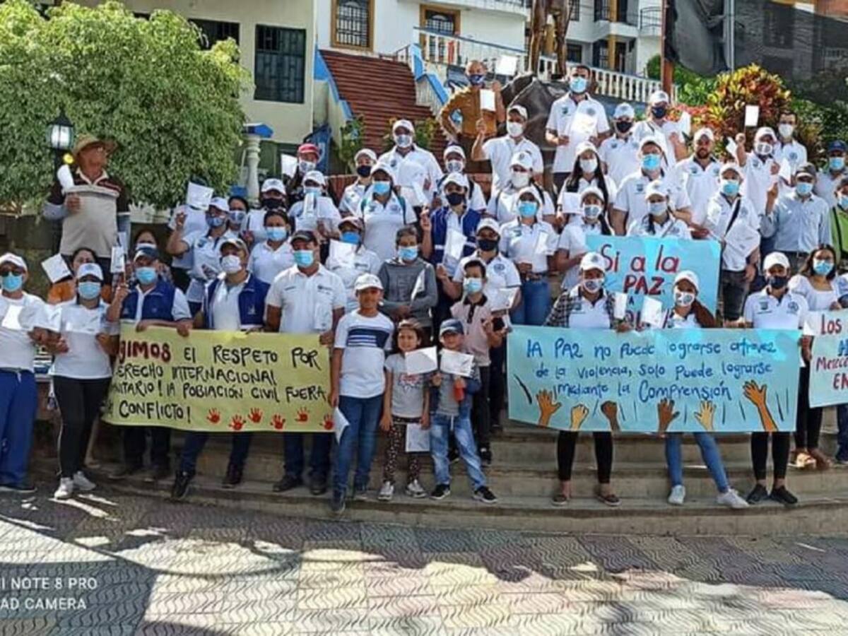 Hacarí marchó contra la violencia en el municipio