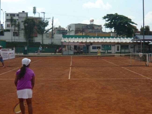 La Liga Santandereana de Tenis le debo meses de trabajo a funcionarios