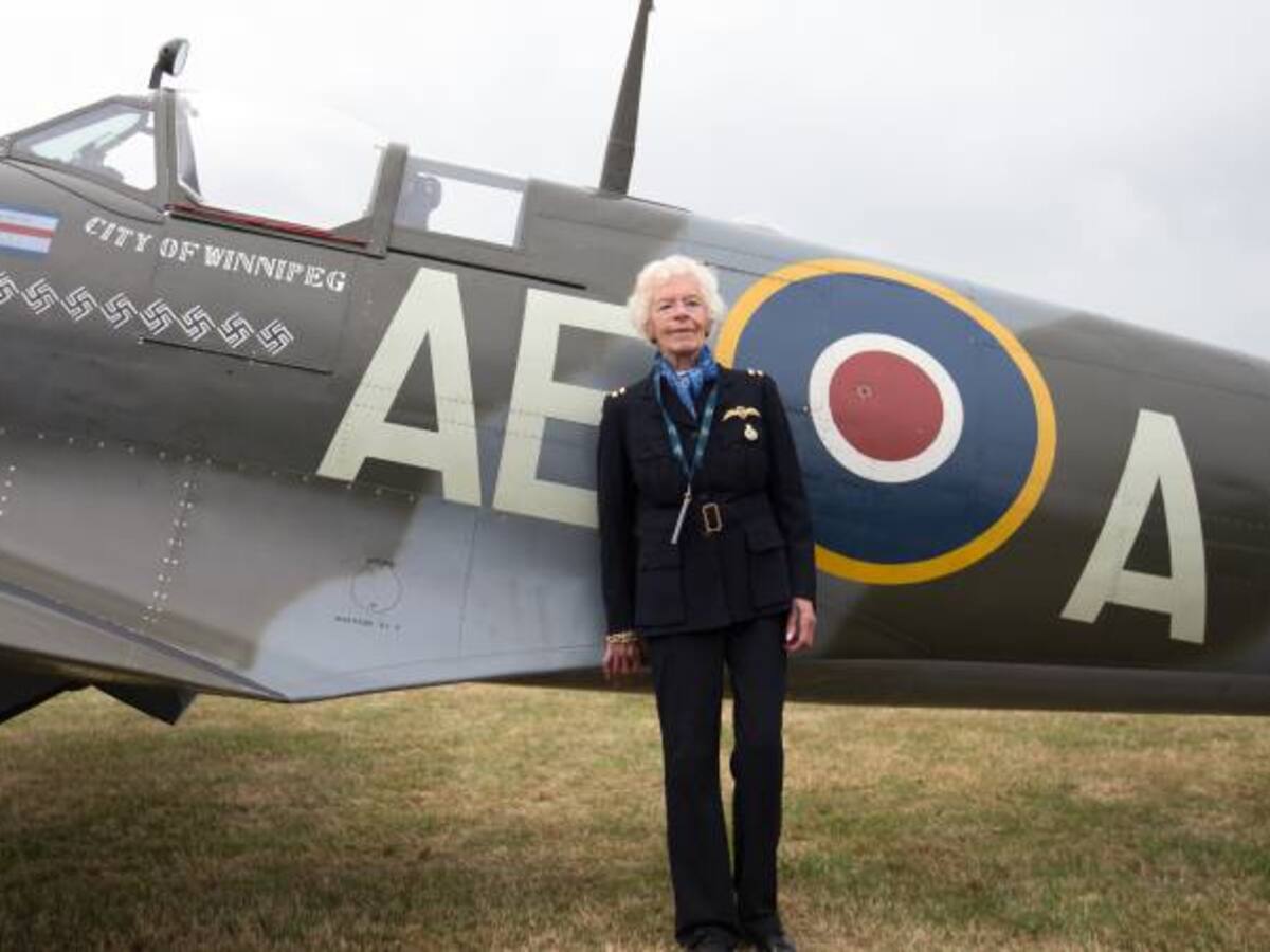 Muere la última mujer piloto de la II Guerra Mundial