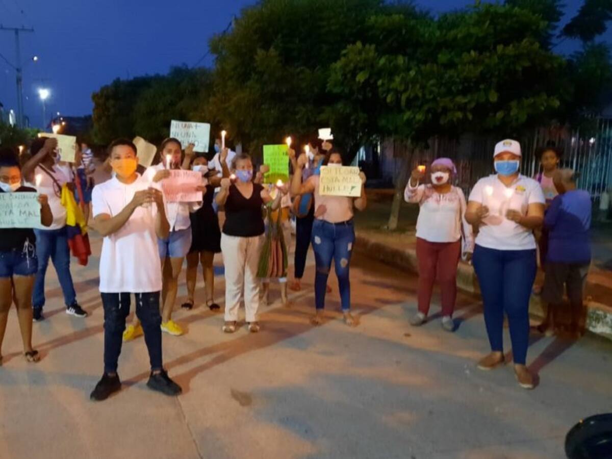 Realizan Velatón en el sur de Cartagena para rechazar feminicidios