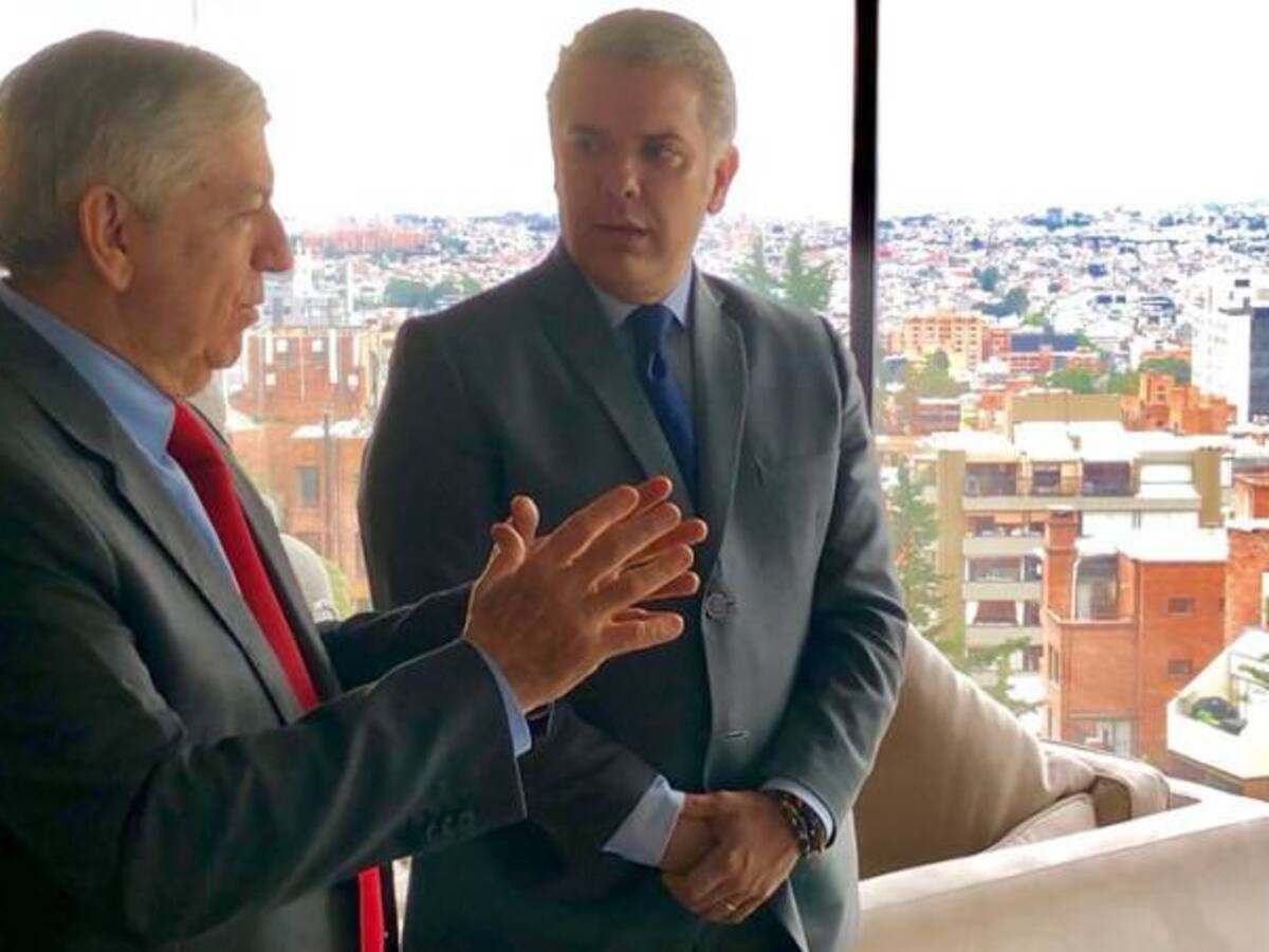Le reitero invitación a trabajar juntos por Colombia: Duque a Gaviria