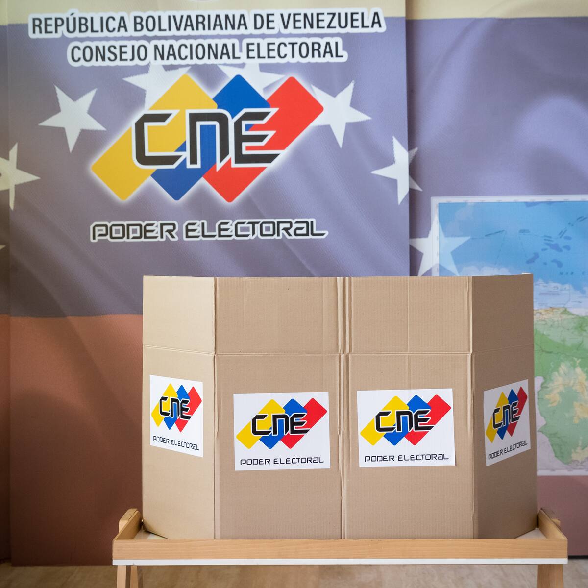 Venezuela califica de “estafa” a la MOE Colombia tras reporte de irregularidades