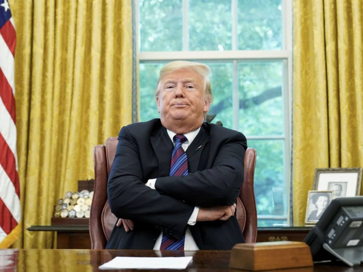 Trump pide derogar ley de redes sociales para aprobar presupuesto militar
