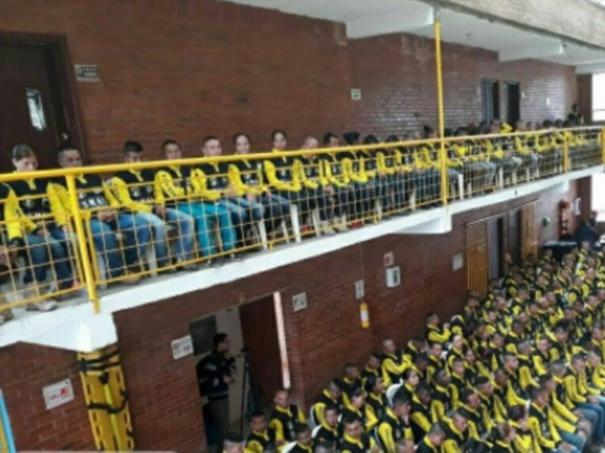 Instalan curso de escoltas de las Farc en Facatativá