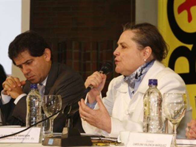 Clara López desautoriza al Secretario General de la Alcaldía por venta de las acciones de la ETB