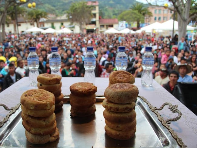 Arepas de Ventaquemada. En el festival también se destaca la arepa voladora y el arepódromo. Foto: Caracol Radio Tunja.