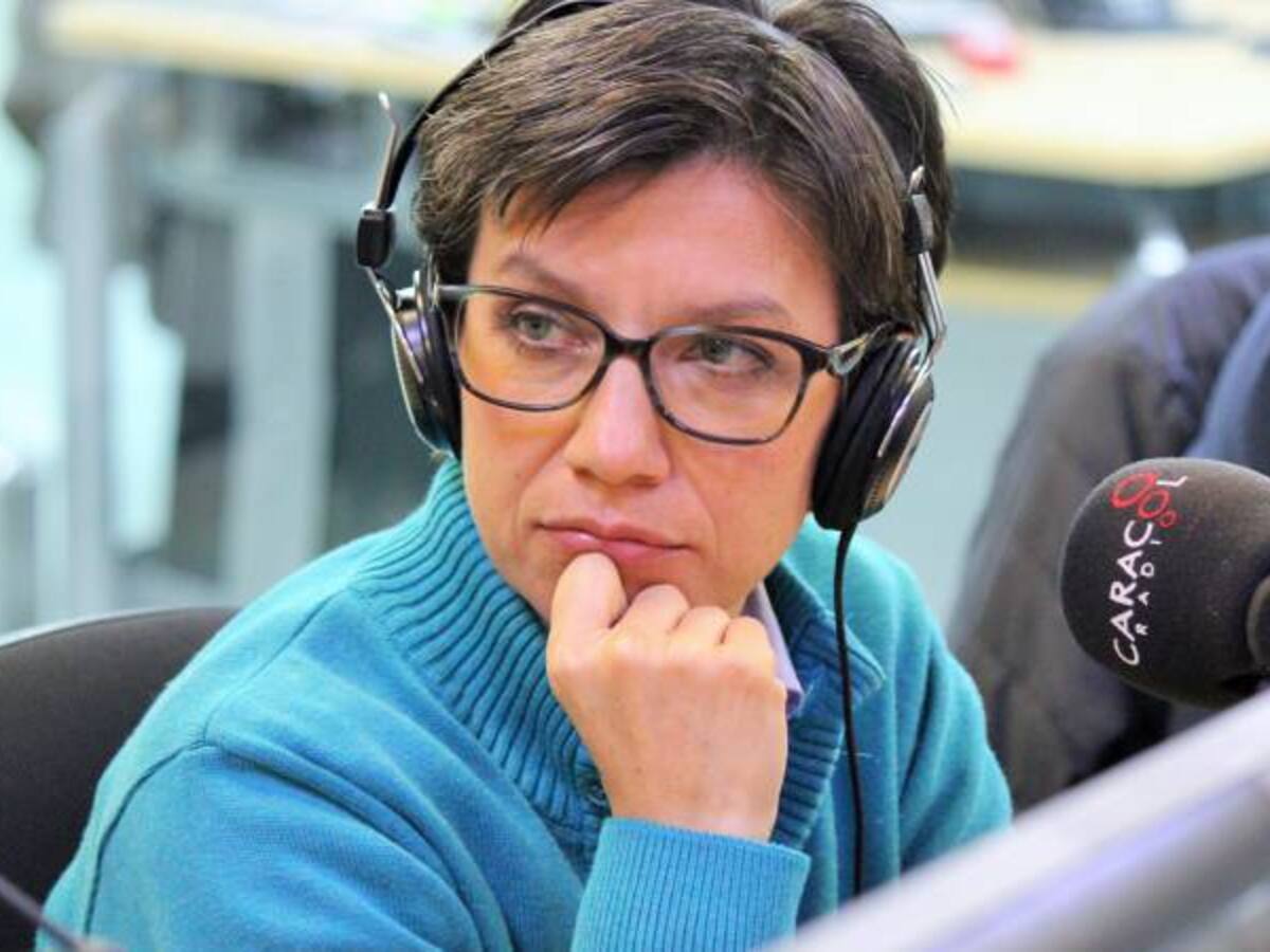 "Le pido a Uribe que asuma con responsabilidad su victoria": Claudia López