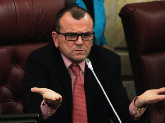 Representante a la Cámara Hernando Padauí renunció al Congreso