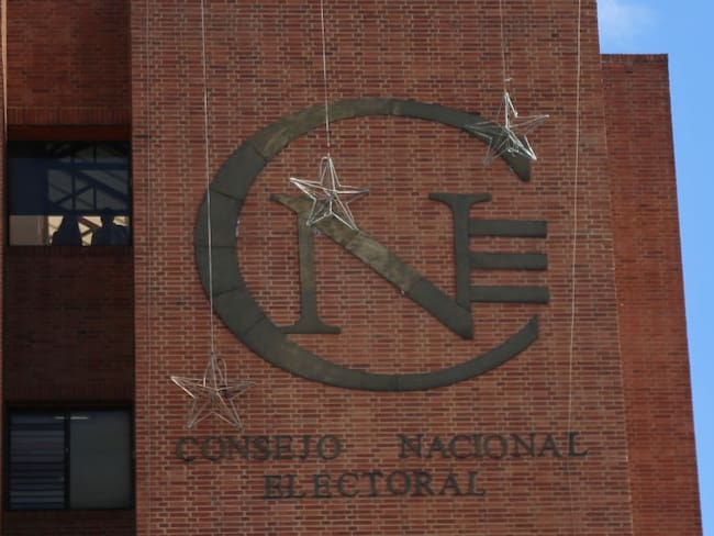 CNE abrió investigación a más de 9 mil candidatos que no rindieron cuentas