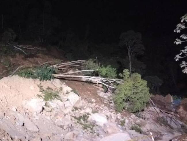 Cerrada la vía Manizales-Medellín por derrumbe