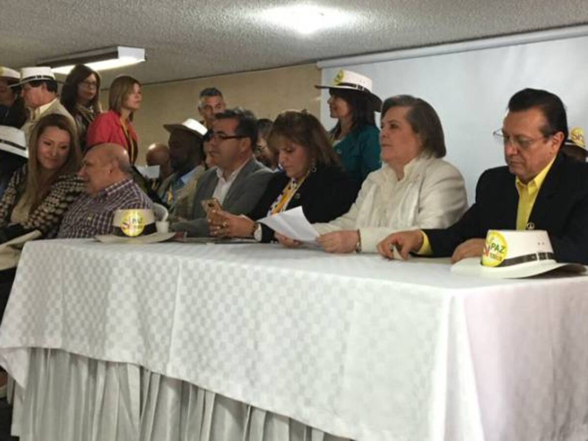 Con más de 500 líderes se instaló la Cumbre Nacional por la Paz