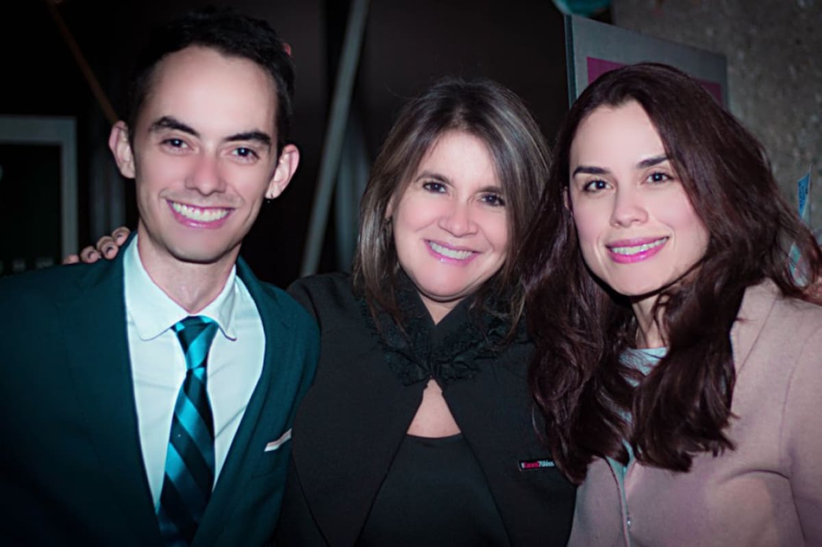 Sebastián Misas, director Digital de Caracol Radio; Gloria Sarmiento, gerente Comercial de GLP; y Cristal Idárraga, directora de Marketing de Caracol Radio.