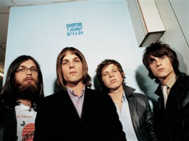Kings of Leon lanza en EEUU vídeo de 'Radioactive'