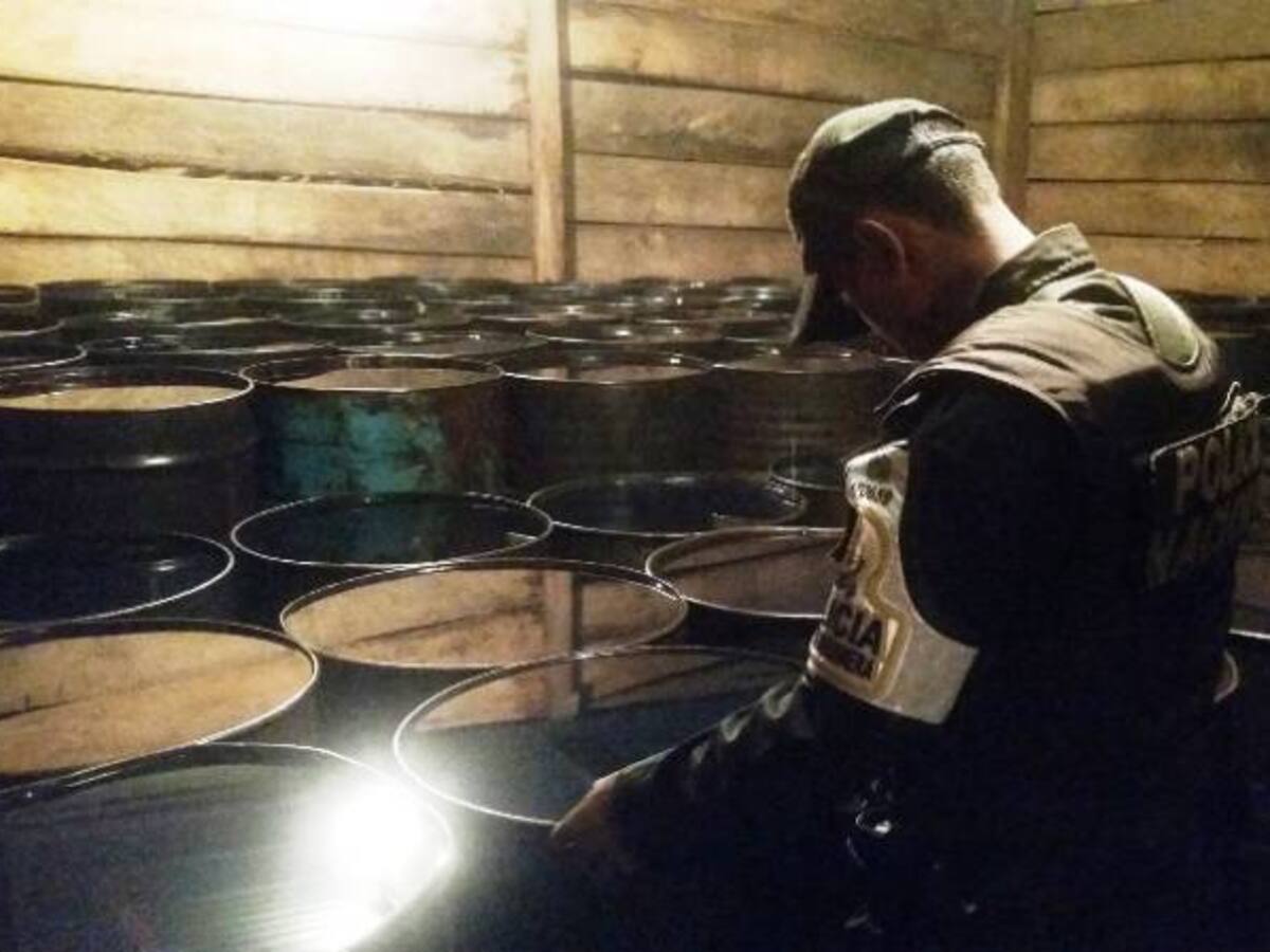Extinción de dominio a casas que vendan gasolina de contrabando