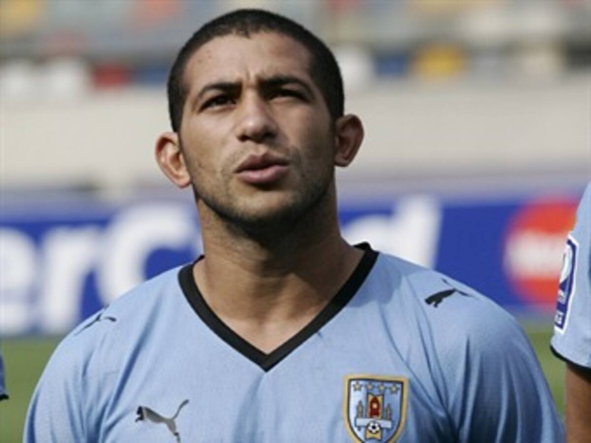 Walter Gargano es la tercera baja de Uruguay ante Chile por Eliminatorias